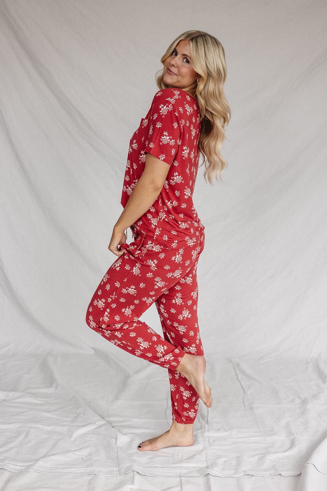 HENLEY PANTS SET SHORT SLEEVE | Crimson Floral