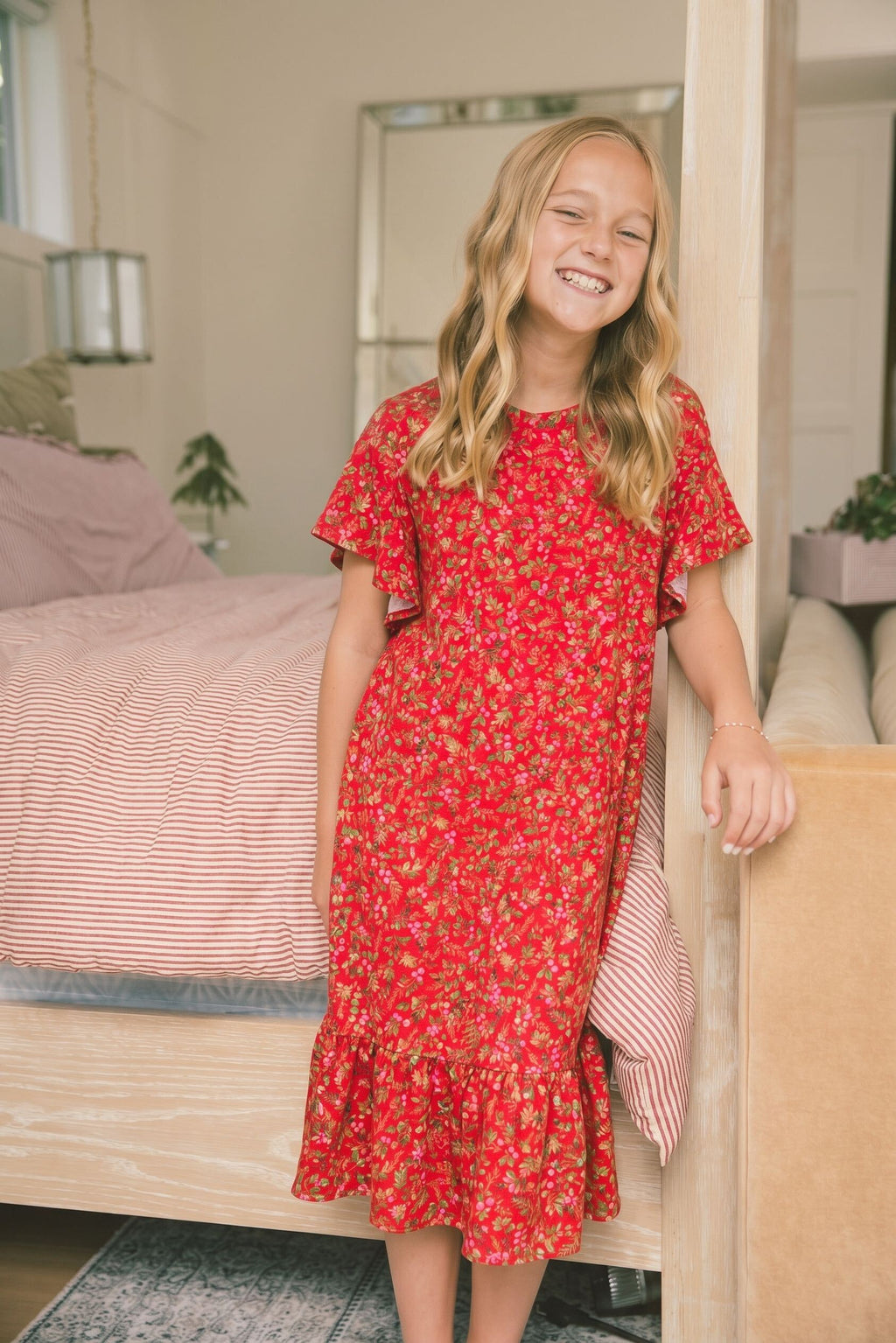 LITTLE LATES DRESS - Red Winterberry