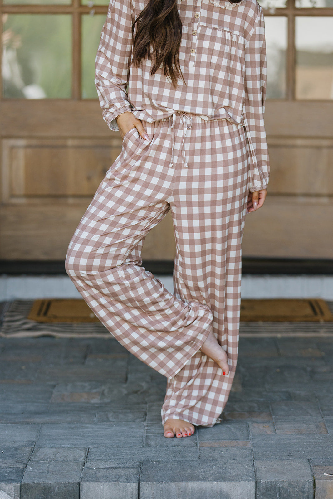 ROUNDED LACE COLLAR SET MODAL-LONG SLEEVE| Tan Checkered