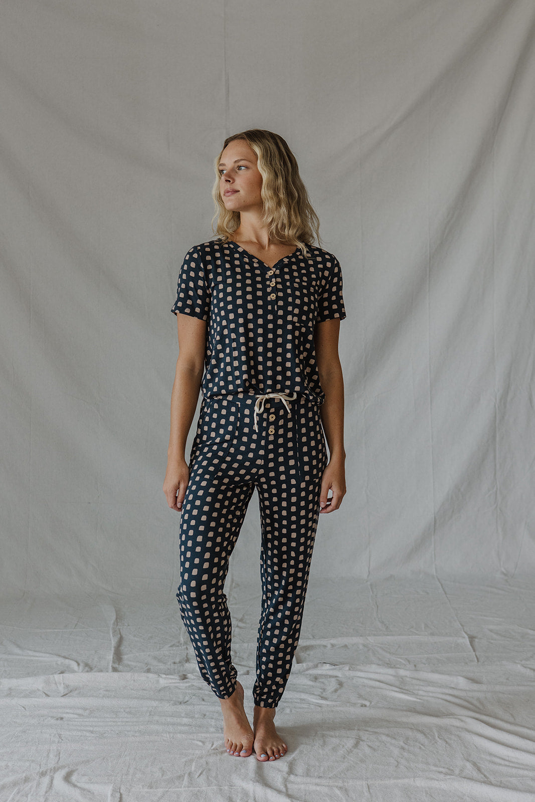 HENLEY PANTS SET SHORT SLEEVE | Midnight & Tan Dot